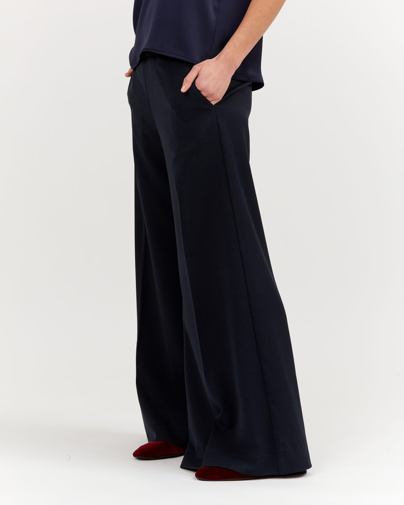 Hose Super Woody Casual in Night Blue